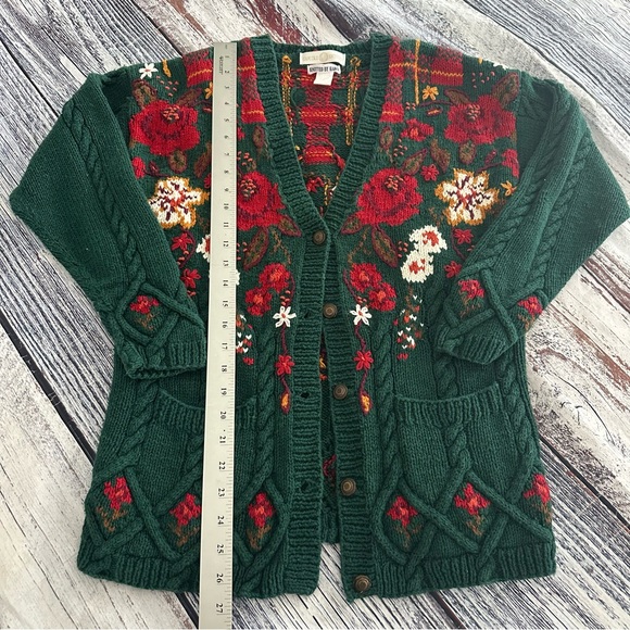 Vintage Cape Isle Knitters Hand Knit Floral Cardigan - Picture 6 of 6